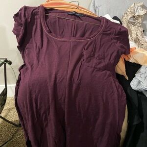 White House Black Market Plum Short Sleeve Scoop Neck Top